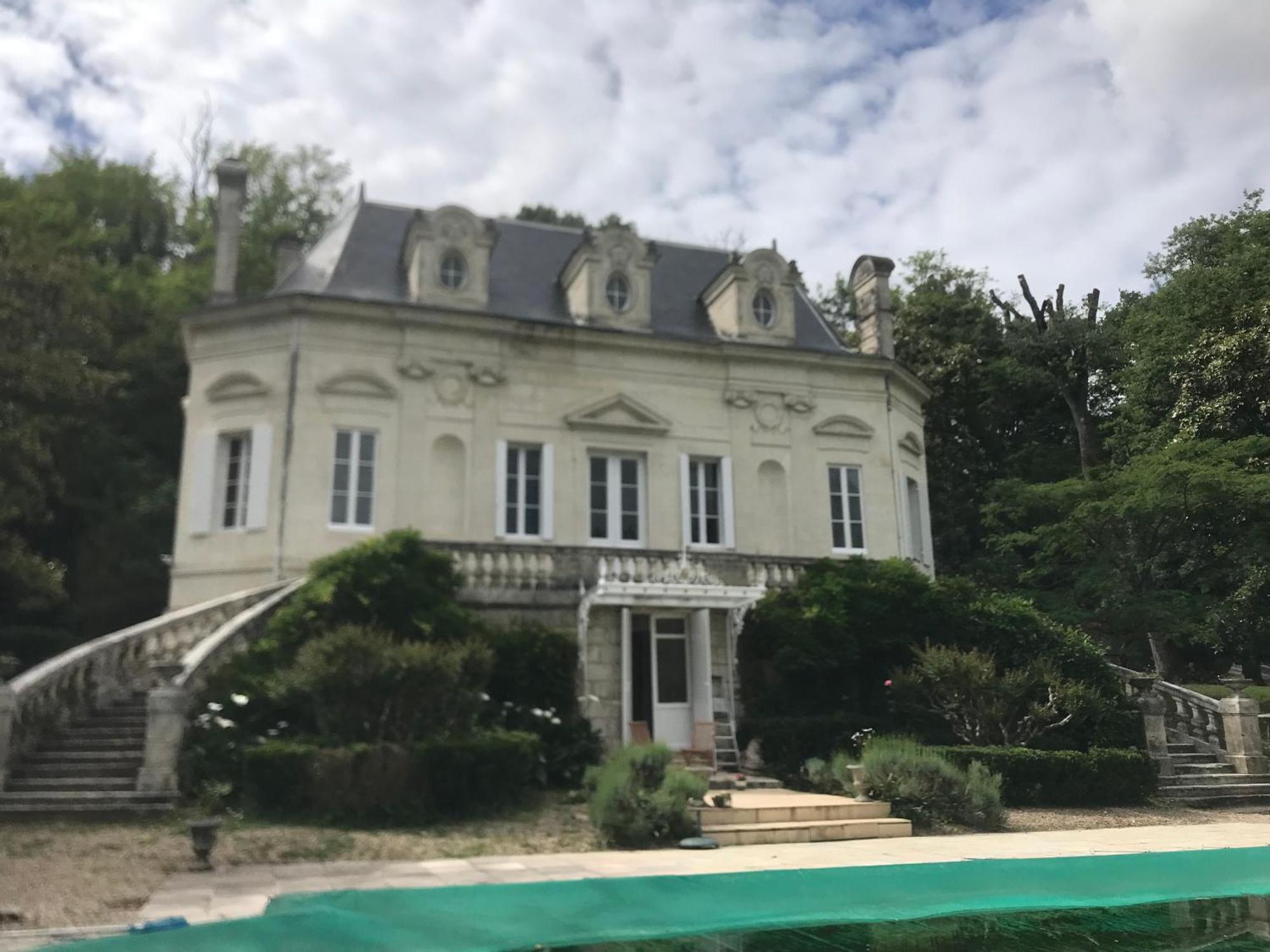 Chateau La Palue Coutras Exterior photo
